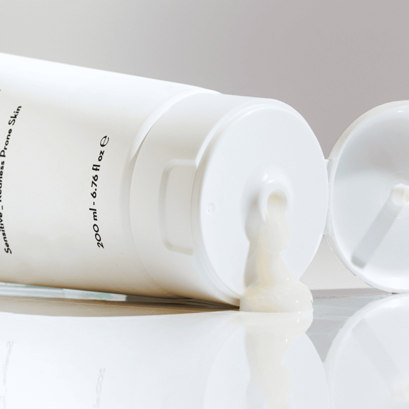 Youth Lab Sensitive Hydrobiome Cleanser 200ml