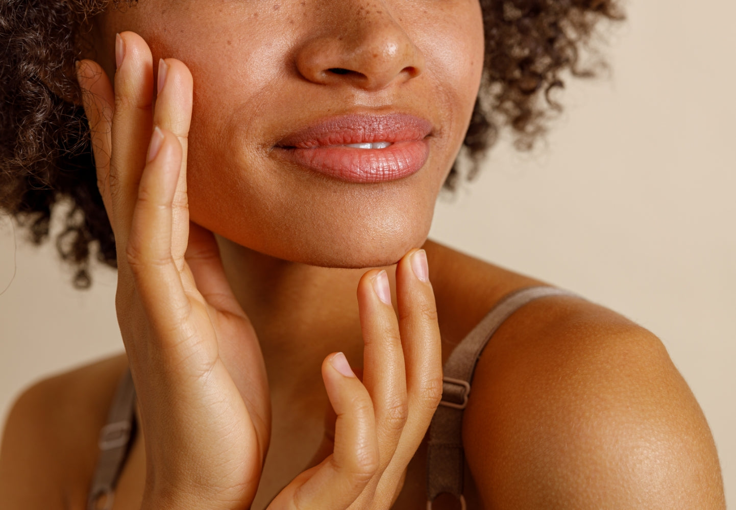 Beautiful lady grinning, representing a beautiful skin